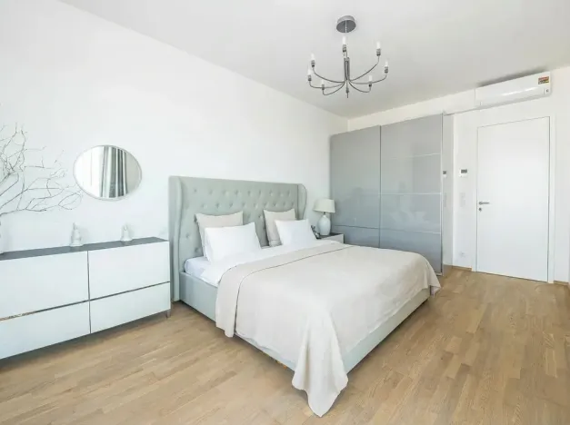 Pronájem bytu 2+kk, Praha - Holešovice, Sanderova, 63 m2