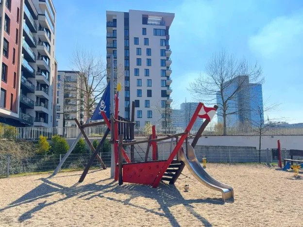 Pronájem bytu 2+kk, Praha - Holešovice, Sanderova, 63 m2