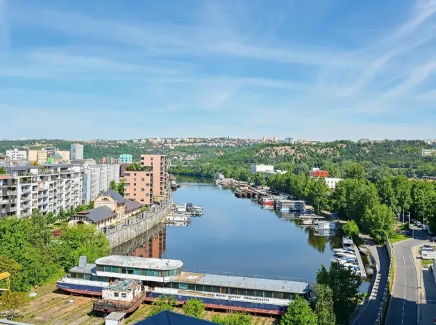 Pronájem bytu 2+kk, Praha - Holešovice, Sanderova, 63 m2