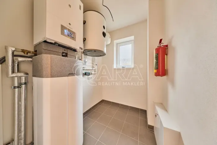 Prodej bytu 4+kk, Mladé Buky - Hertvíkovice, 132 m2