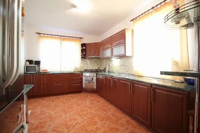 Prodej rodinného domu, Srubec, 334 m2