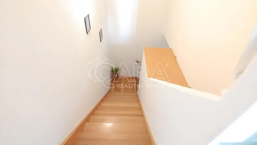 Prodej rodinného domu, Srubec, 334 m2