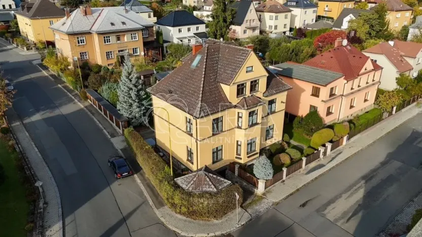 Prodej atypického bytu, Šumperk, Revoluční, 99 m2