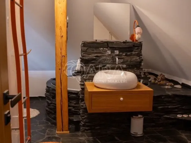 Prodej atypického bytu, Šumperk, Revoluční, 99 m2