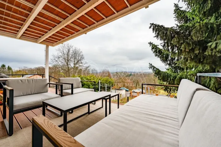 Pronájem vily, Roztoky, Nad vinicemi, 393 m2