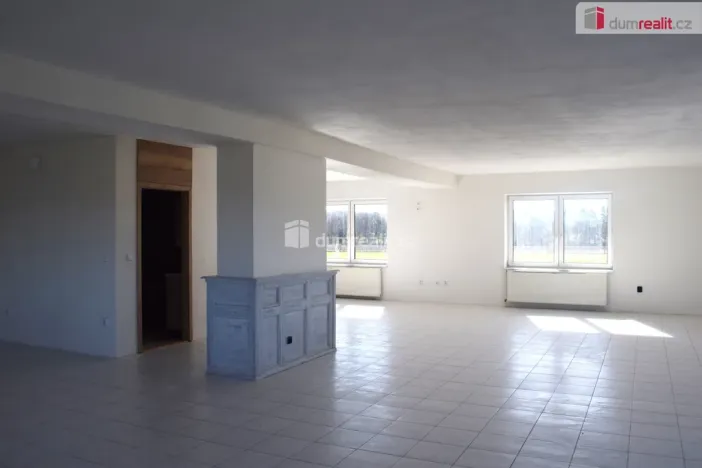 Pronájem komerční nemovitosti, Sukorady, 139 m2