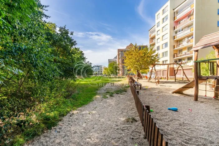 Prodej pozemku pro bydlení, Praha, 1452 m2