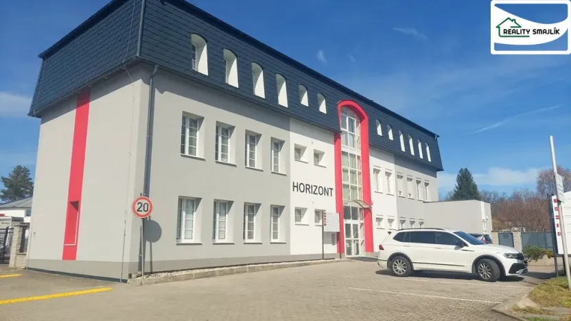 Pronájem kanceláře, Mariánské Lázně - Úšovice, U Mlékárny, 64 m2