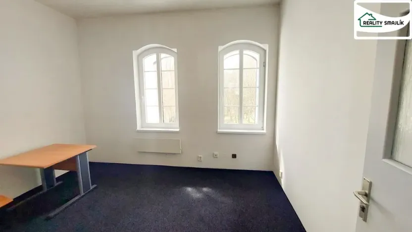 Pronájem kanceláře, Mariánské Lázně - Úšovice, U Mlékárny, 64 m2