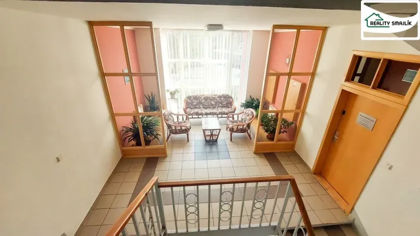 Pronájem kanceláře, Mariánské Lázně - Úšovice, U Mlékárny, 64 m2