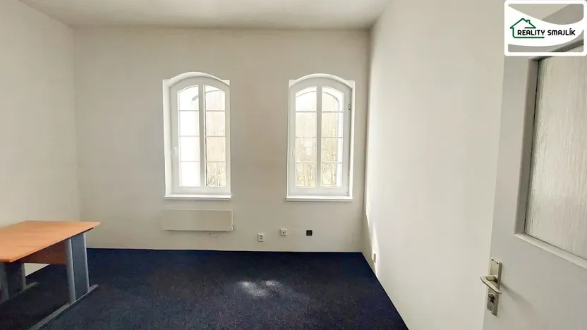 Pronájem kanceláře, Mariánské Lázně - Úšovice, U Mlékárny, 64 m2