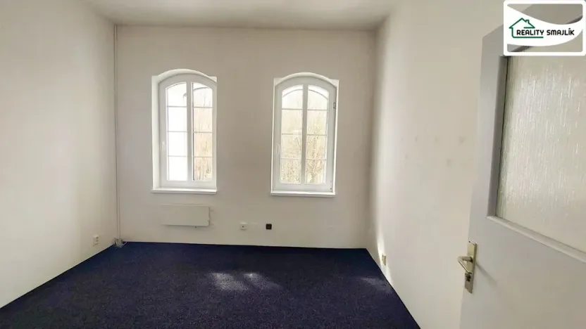 Pronájem kanceláře, Mariánské Lázně - Úšovice, U Mlékárny, 64 m2