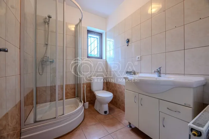 Pronájem kanceláře, Vestec, Vestecká, 252 m2