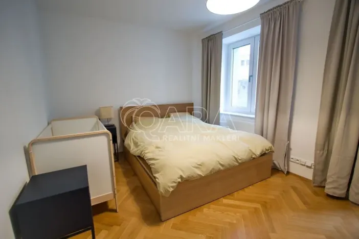 Pronájem bytu 2+kk, Praha - Vršovice, Rybalkova, 68 m2