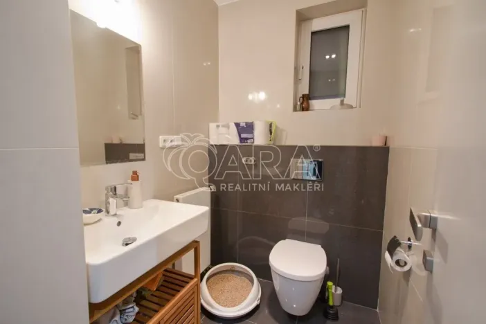 Pronájem bytu 2+kk, Praha - Vršovice, Rybalkova, 68 m2