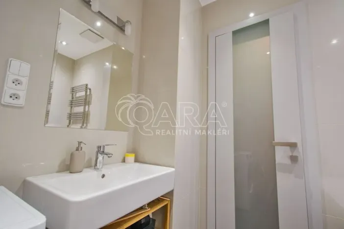 Pronájem bytu 2+kk, Praha - Vršovice, Rybalkova, 68 m2