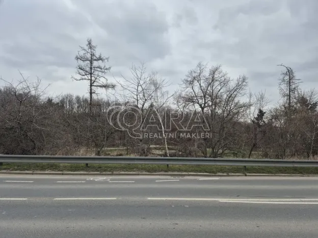 Pronájem komerčního pozemku, Praha - Háje, 2000 m2