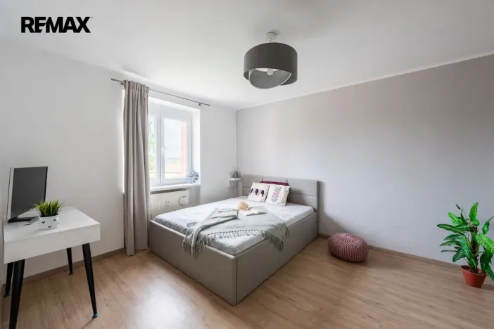 Pronájem bytu 1+1, Mníšek pod Brdy, Rudé armády, 32 m2