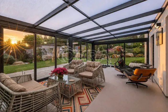 Prodej rodinného domu, Kamenice - Struhařov, 145 m2