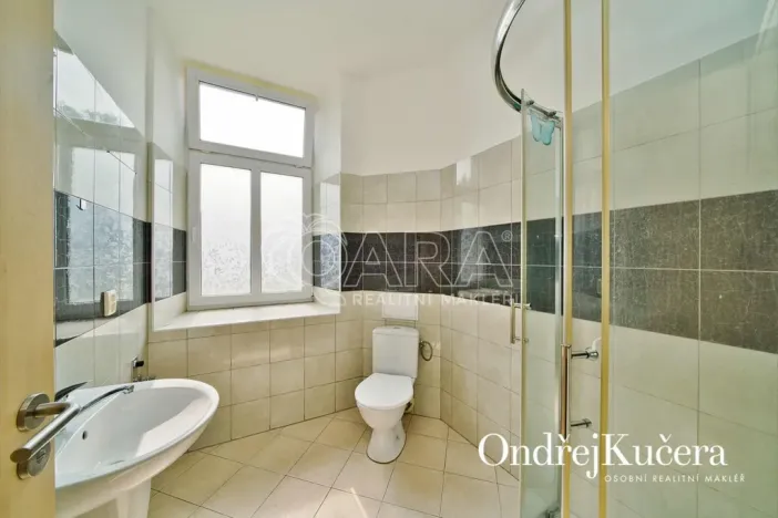 Prodej činžovního domu, Nová Bystřice, Vídeňská, 800 m2