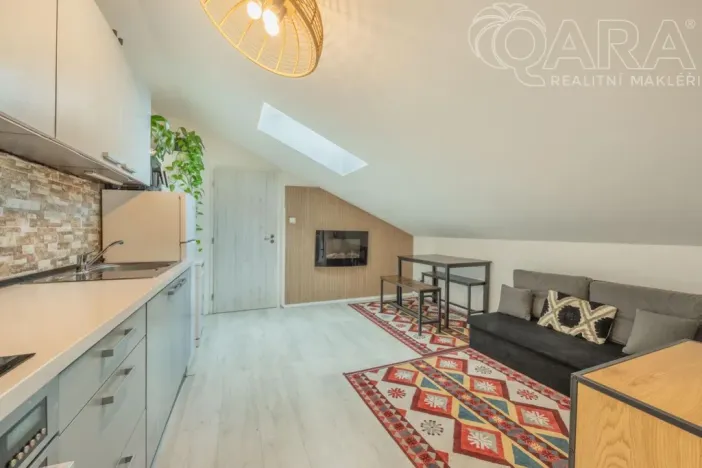 Prodej bytu 2+kk, Praha - Běchovice, Mladých Běchovic, 49 m2