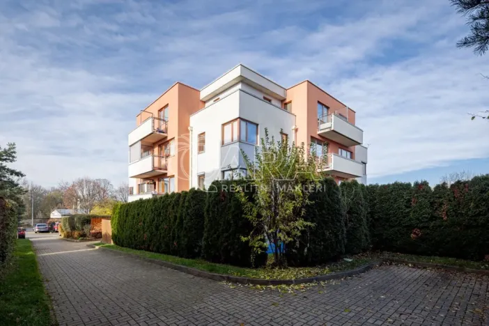 Prodej bytu 3+kk, Praha - Uhříněves, V kuťatech, 66 m2