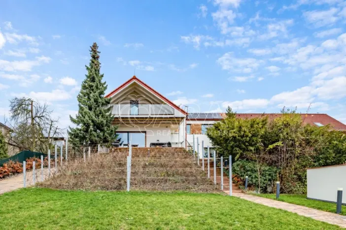 Pronájem kanceláře, Roztoky, Nad vinicemi, 393 m2