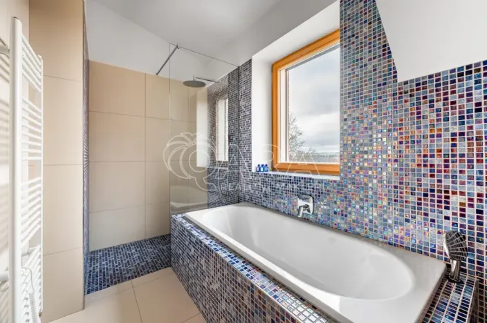 Pronájem kanceláře, Roztoky, Nad vinicemi, 393 m2