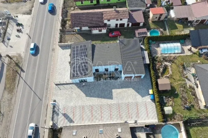 Prodej obchodního prostoru, Sukorady, 187 m2