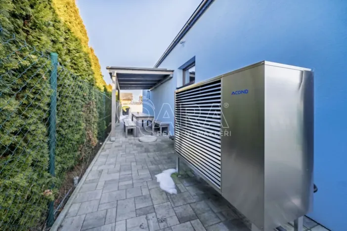 Prodej obchodního prostoru, Sukorady, 187 m2