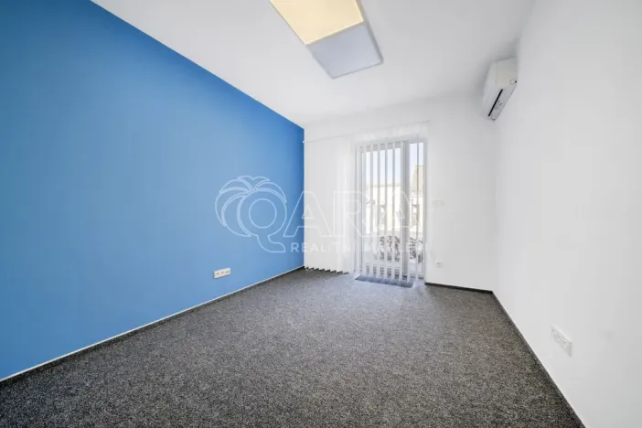 Prodej obchodního prostoru, Sukorady, 187 m2