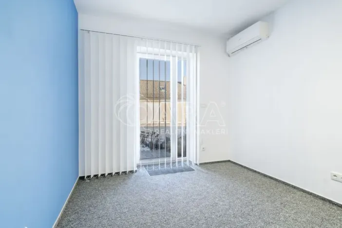 Prodej obchodního prostoru, Sukorady, 187 m2