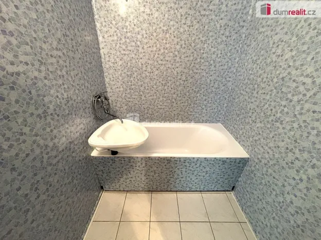 Prodej bytu 3+1, Sokolov, Atletická, 70 m2