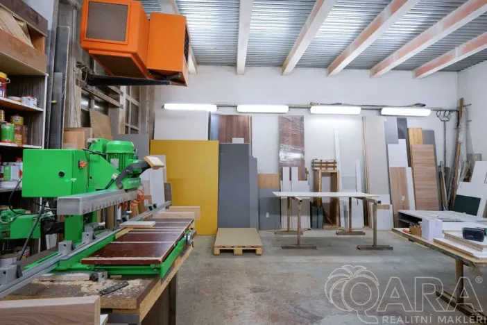 Prodej výrobních prostor, Slaný, Pražská, 665 m2