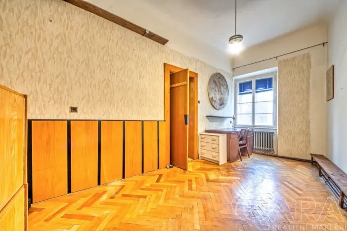 Prodej bytu 4+1, Praha - Malá Strana, Malostranské náměstí, 91 m2