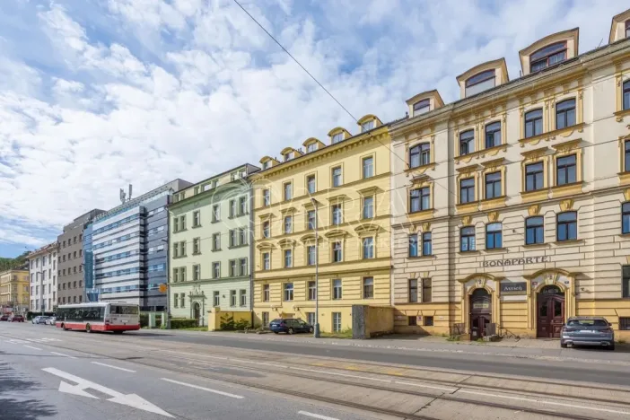 Prodej bytu 1+kk, Praha - Smíchov, Radlická, 25 m2