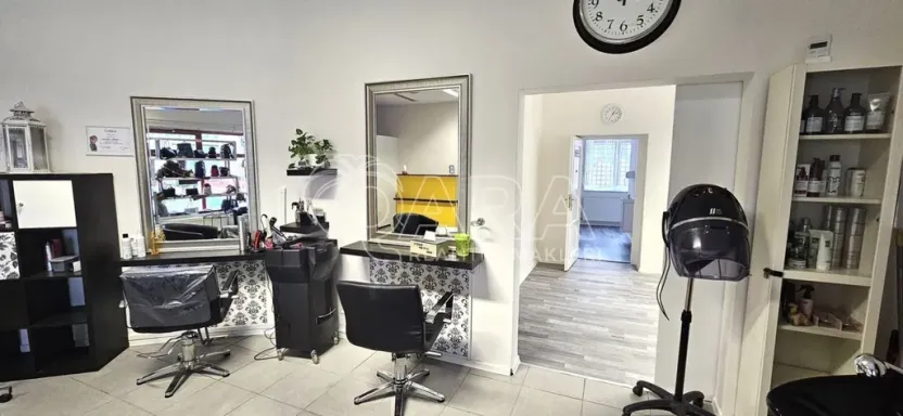 Pronájem obchodního prostoru, Králův Dvůr - Počaply, Plzeňská, 18 m2