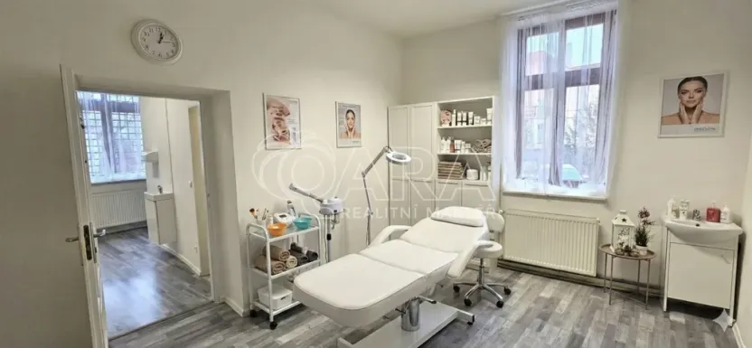 Pronájem obchodního prostoru, Králův Dvůr - Počaply, Plzeňská, 18 m2