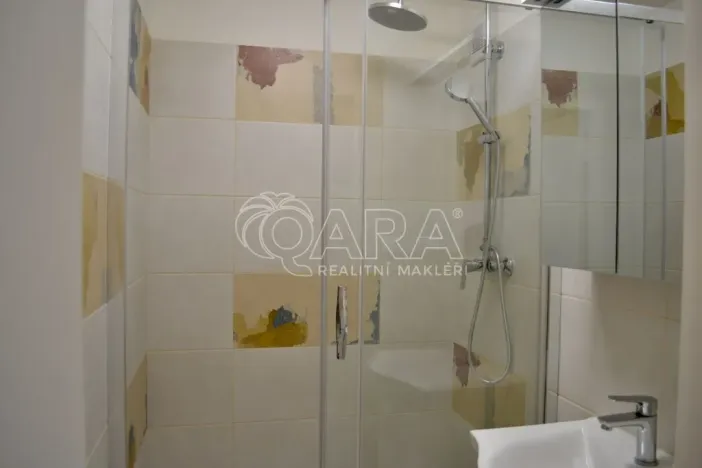 Pronájem bytu 1+1, Praha - Hloubětín, Kukelská, 43 m2