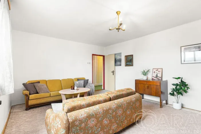 Prodej rodinného domu, Týnec nad Sázavou - Pecerady, 152 m2