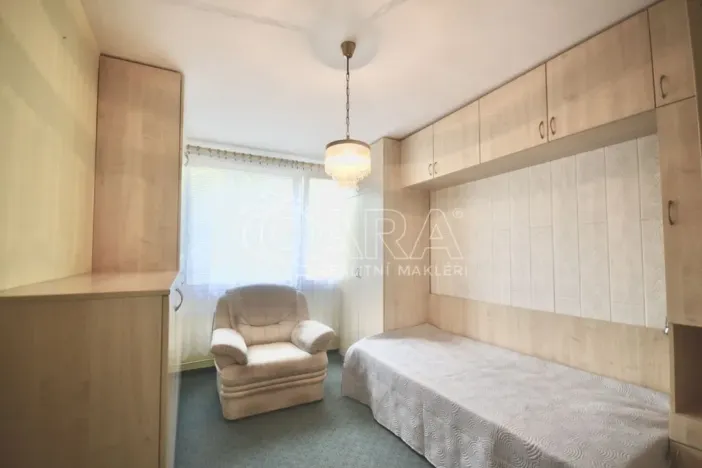 Pronájem bytu 3+1, Praha - Čimice, Křivenická, 72 m2