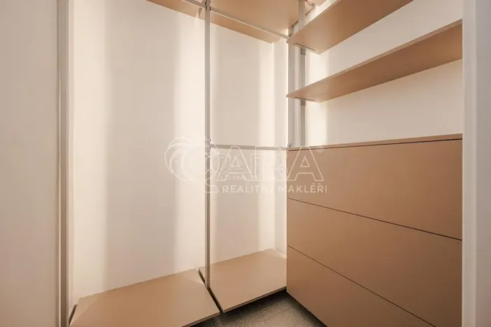 Pronájem bytu 2+kk, Praha - Nusle, Jaromírova, 58 m2