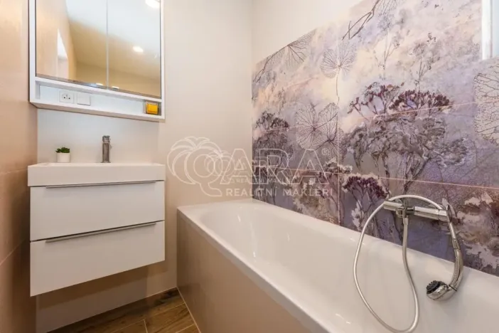 Pronájem bytu 1+1, Trutnov - Horní Staré Město, Rýchorská, 45 m2