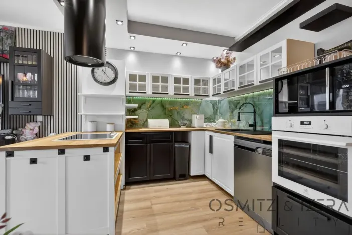 Prodej bytu 1+kk, Praha - Hostavice, Hrabovská, 70 m2