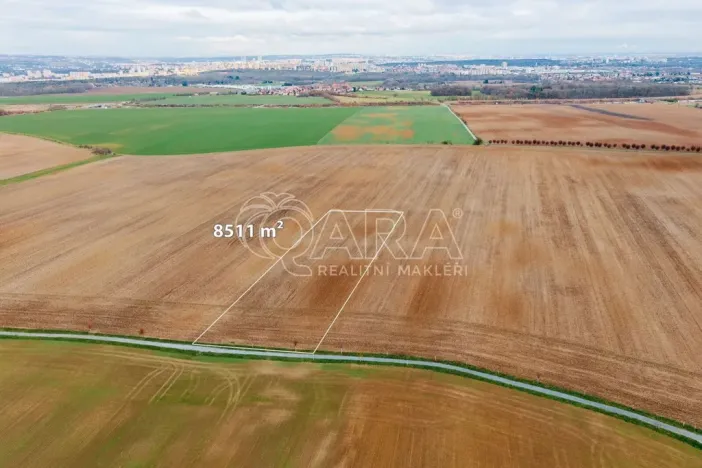 Prodej pole, Dolní Břežany, 8511 m2