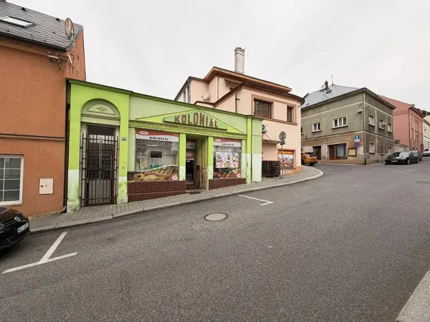 Prodej obchodního prostoru, Benešov nad Ploučnicí, Krátká, 449 m2