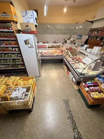 Prodej obchodního prostoru, Benešov nad Ploučnicí, Krátká, 449 m2