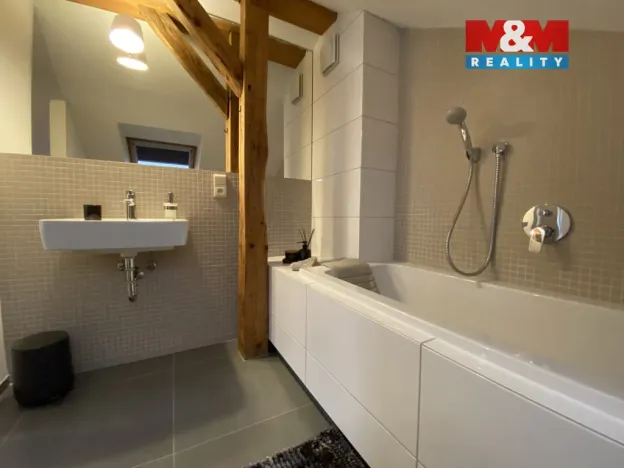 Pronájem bytu 2+kk, Jablonec nad Nisou, Jiráskova, 66 m2