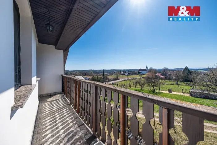 Prodej rodinného domu, Kvášňovice, 214 m2