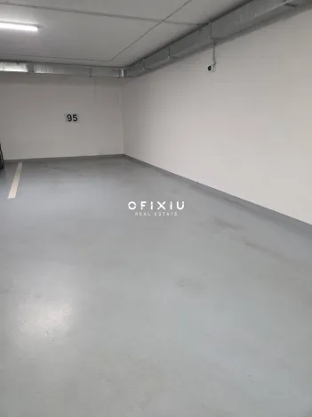 Pronájem garáže, Praha, Stejnosměrná, 20 m2